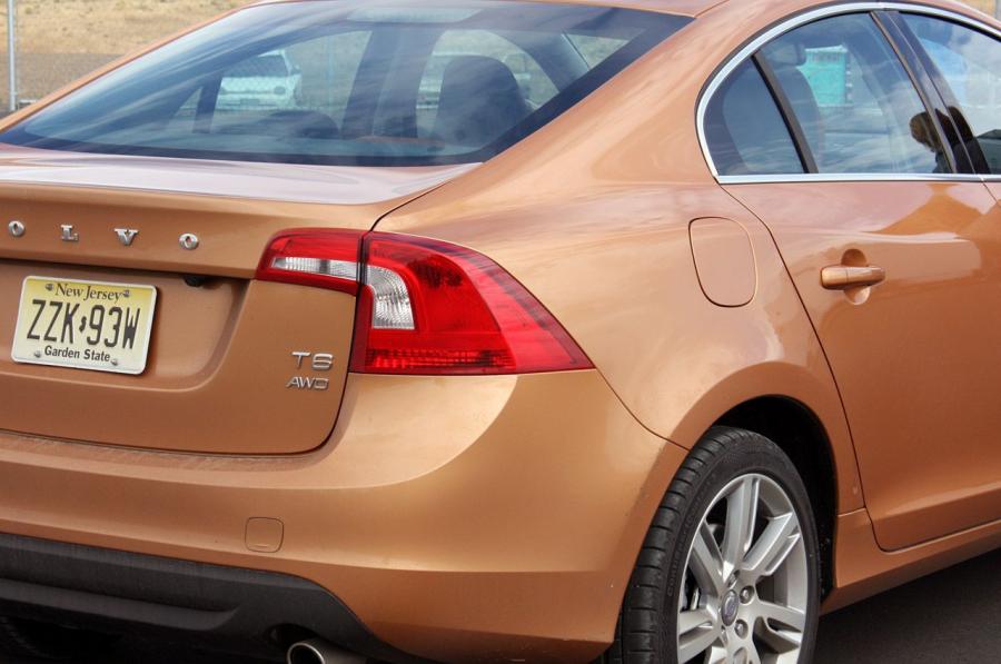  Volvo S60 2010 года  (фото 132 из 226)